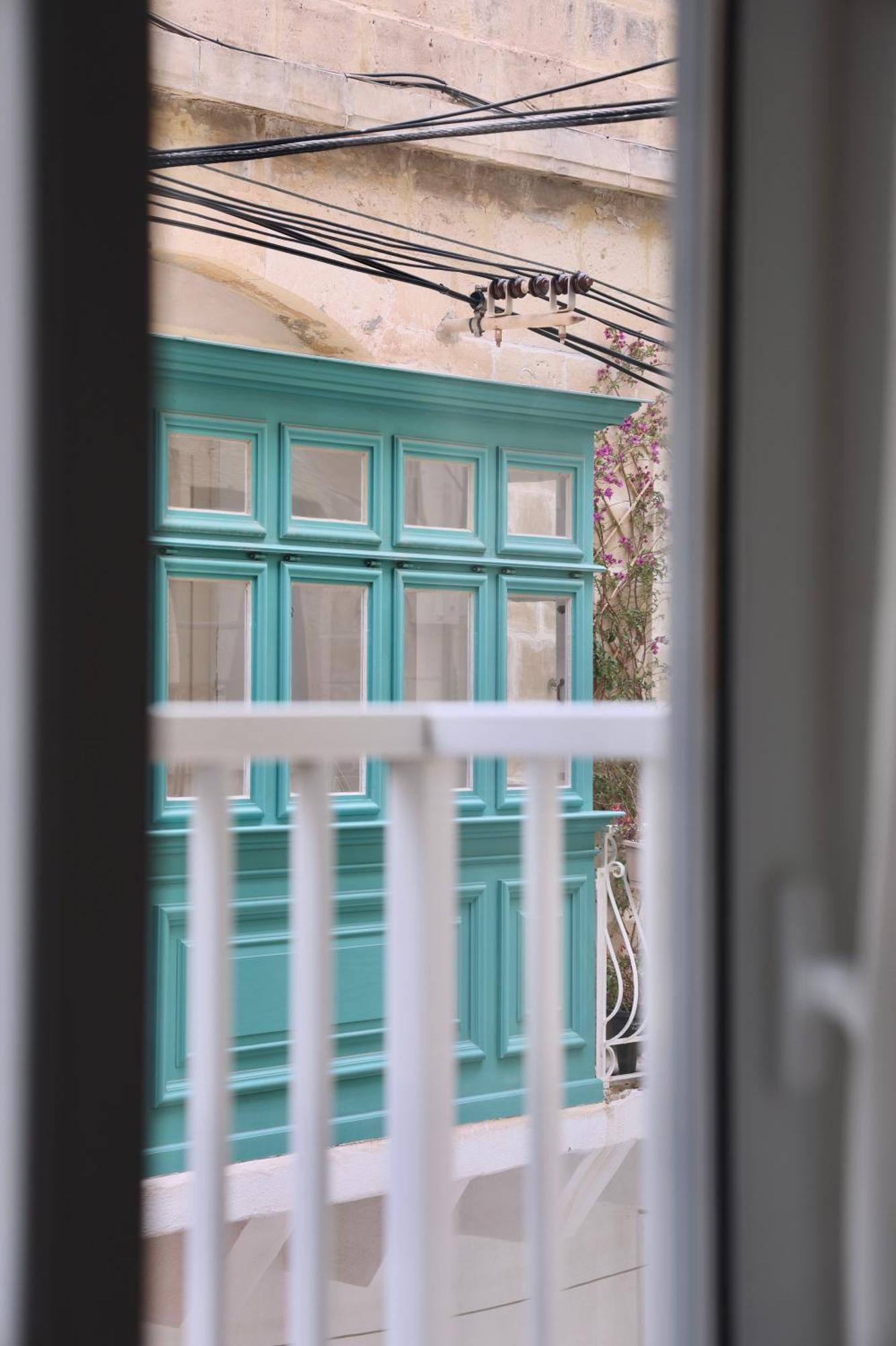 Spinola Apartment Saint Julian's Bagian luar foto