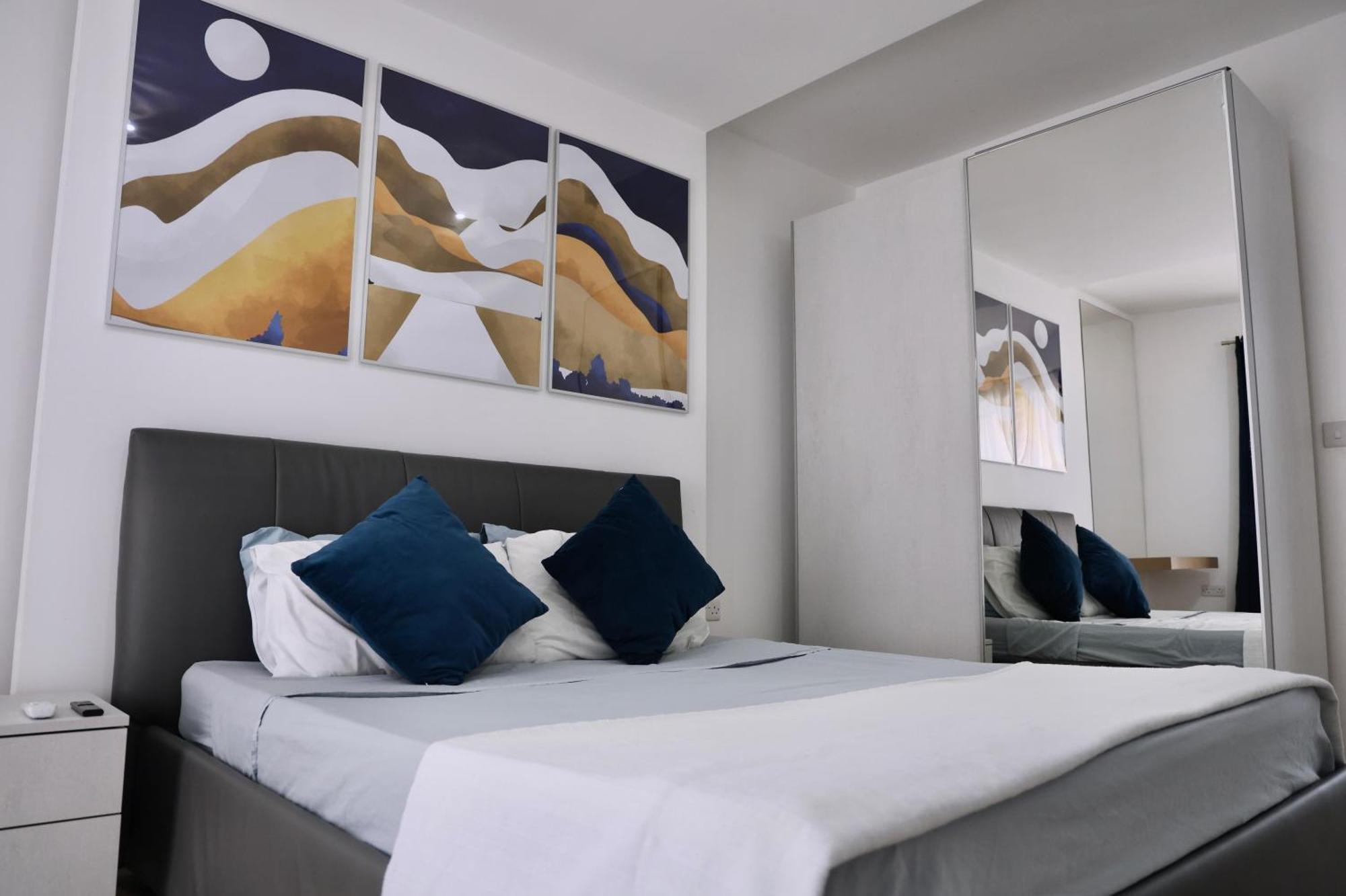 Spinola Apartment Saint Julian's Bagian luar foto