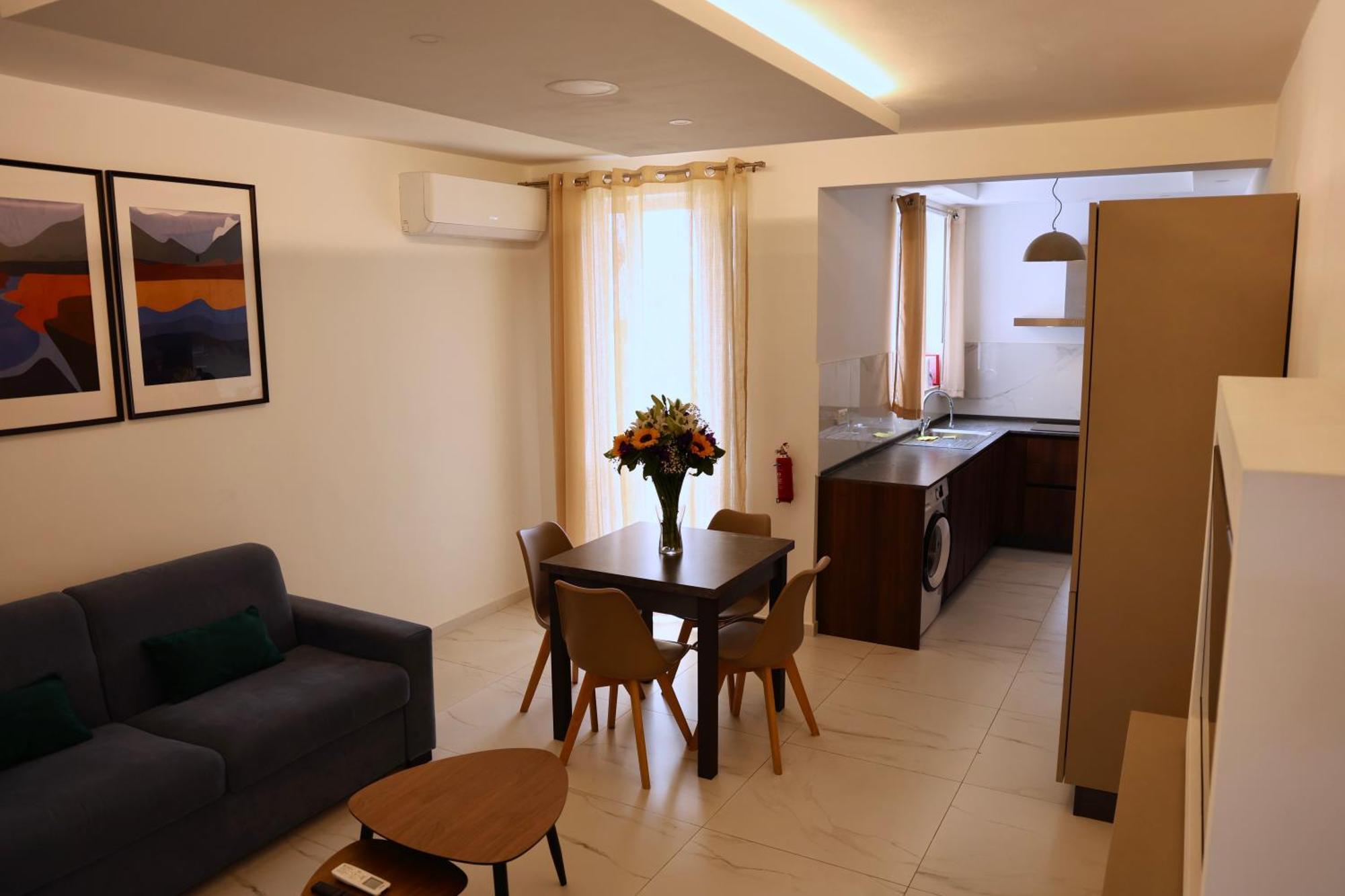 Spinola Apartment Saint Julian's Bagian luar foto
