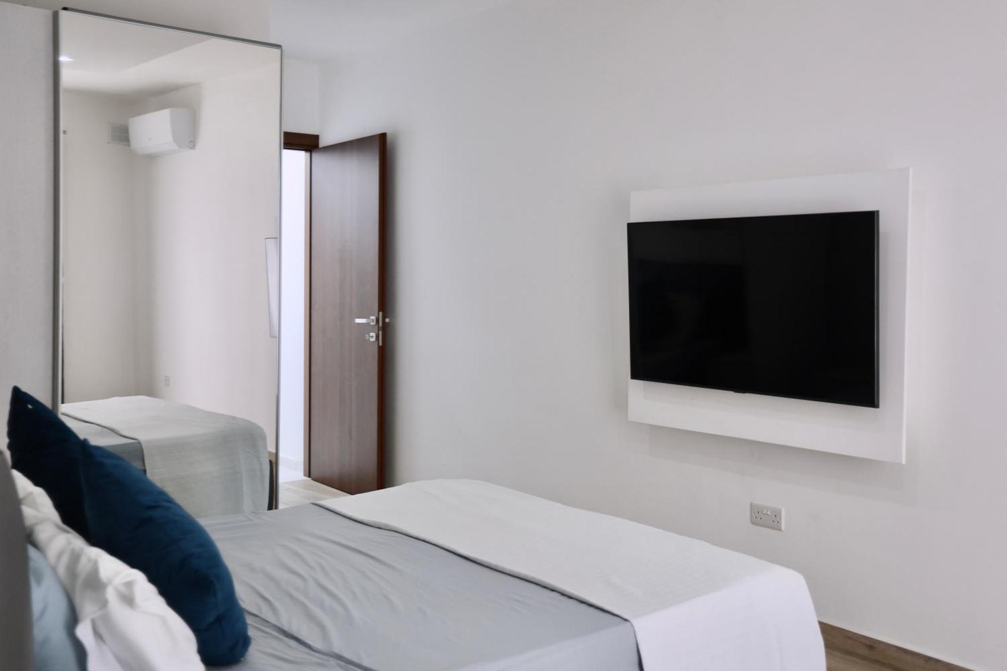 Spinola Apartment Saint Julian's Bagian luar foto